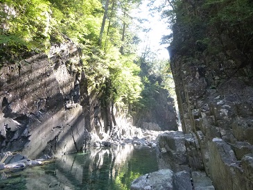 ウグイ川