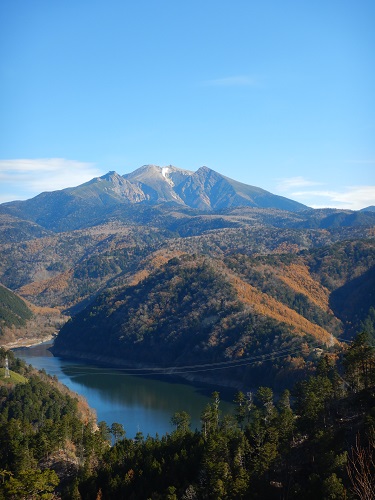 テーマ青24.御岳山と三浦貯水池