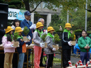 開会式での津元局長