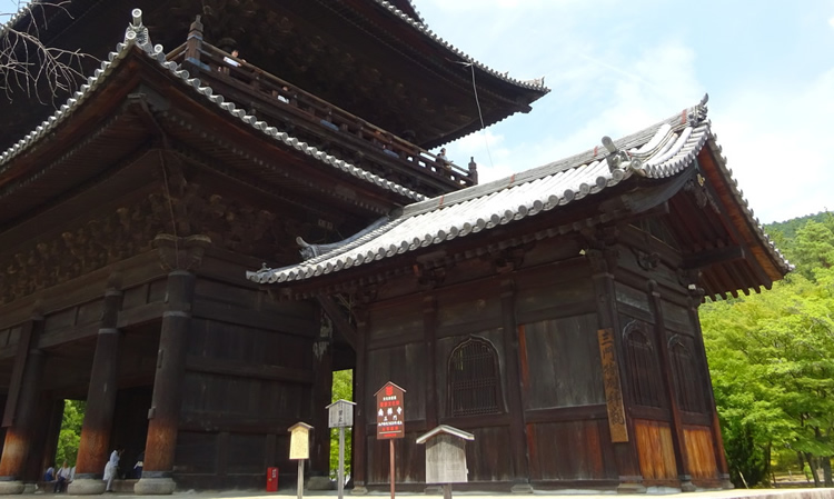 東山南禅寺山門