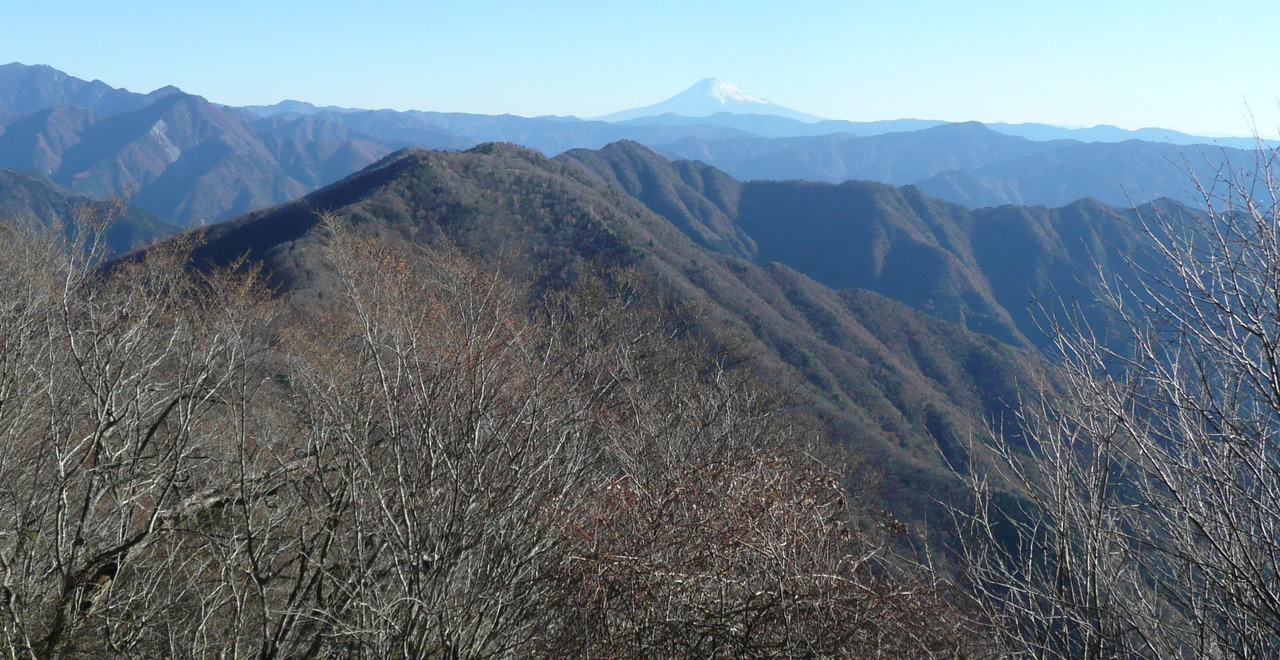 千石平・蕎麦粒山山頂より望む富士山