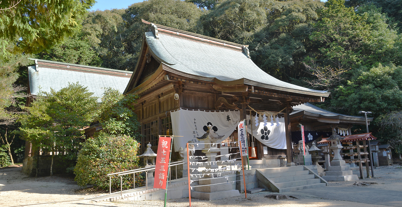 六殿神社