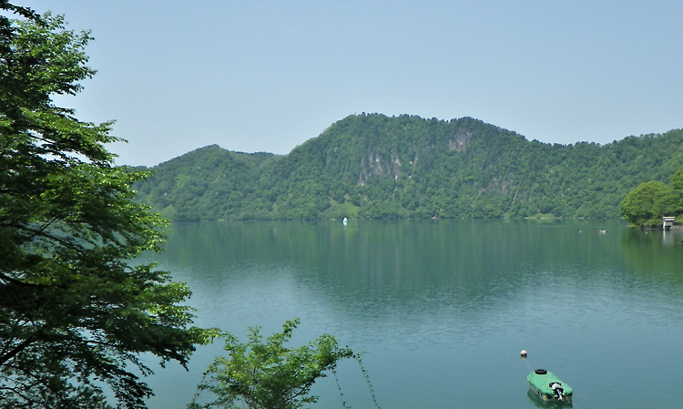 沼沢湖