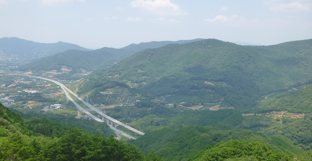 風越峠遊歩道からの遠望