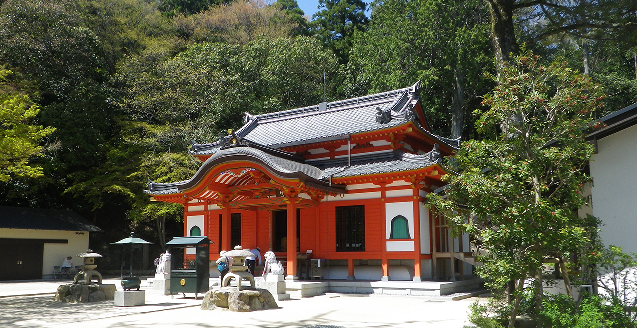 中山寺奥之院