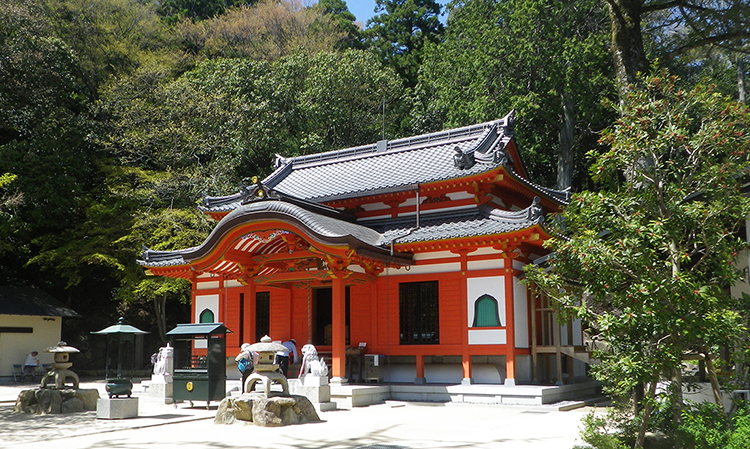 中山寺奥之院