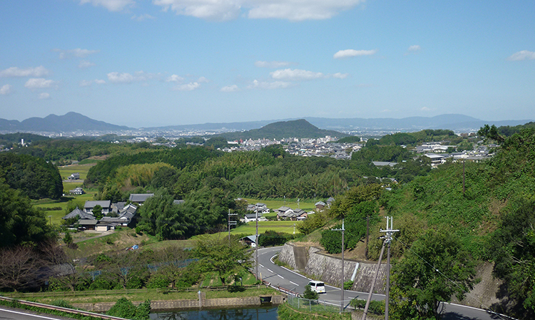 明日香村から望む畝傍山