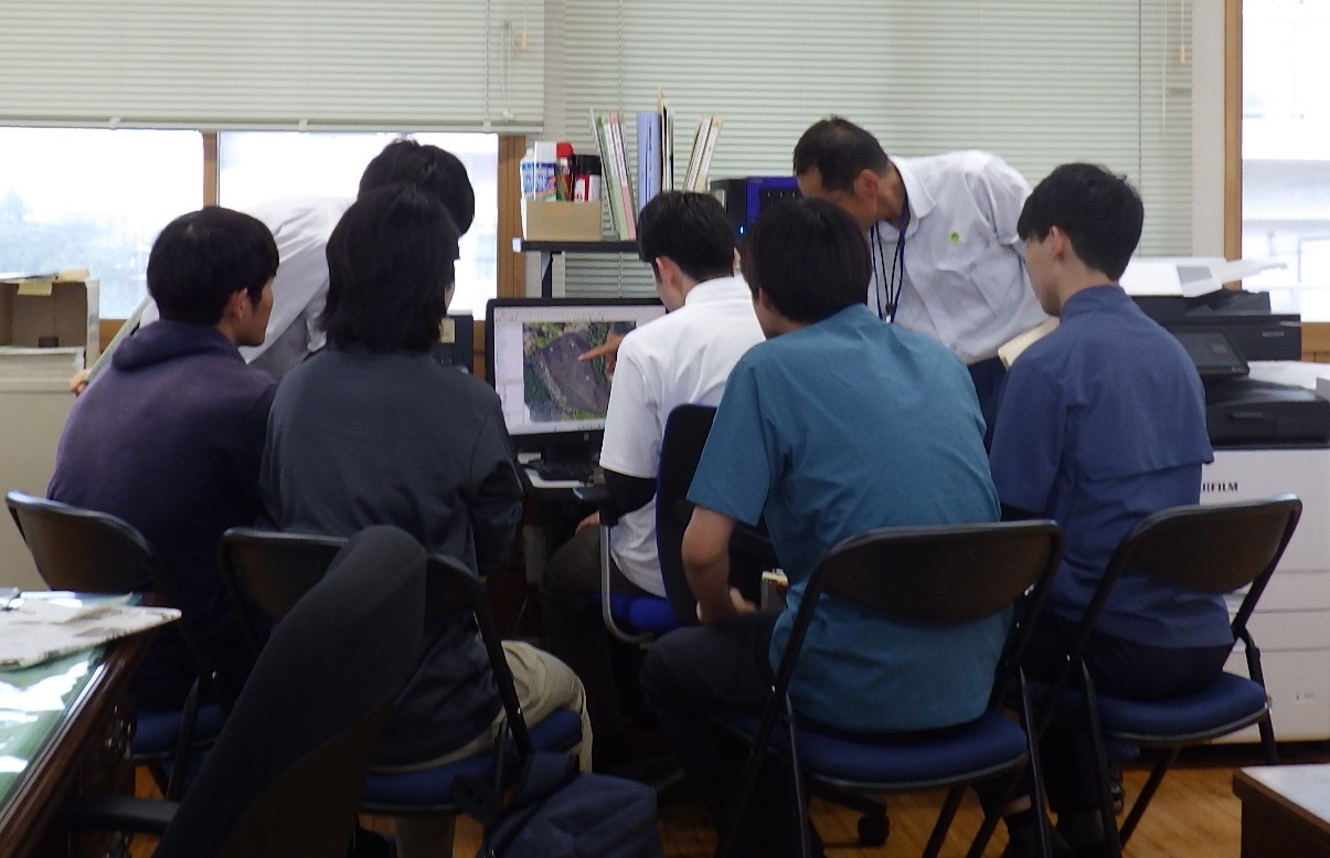 ドローン撮影データのオルソ化作業体験