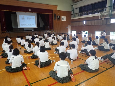 登山マナーについての説明の様子