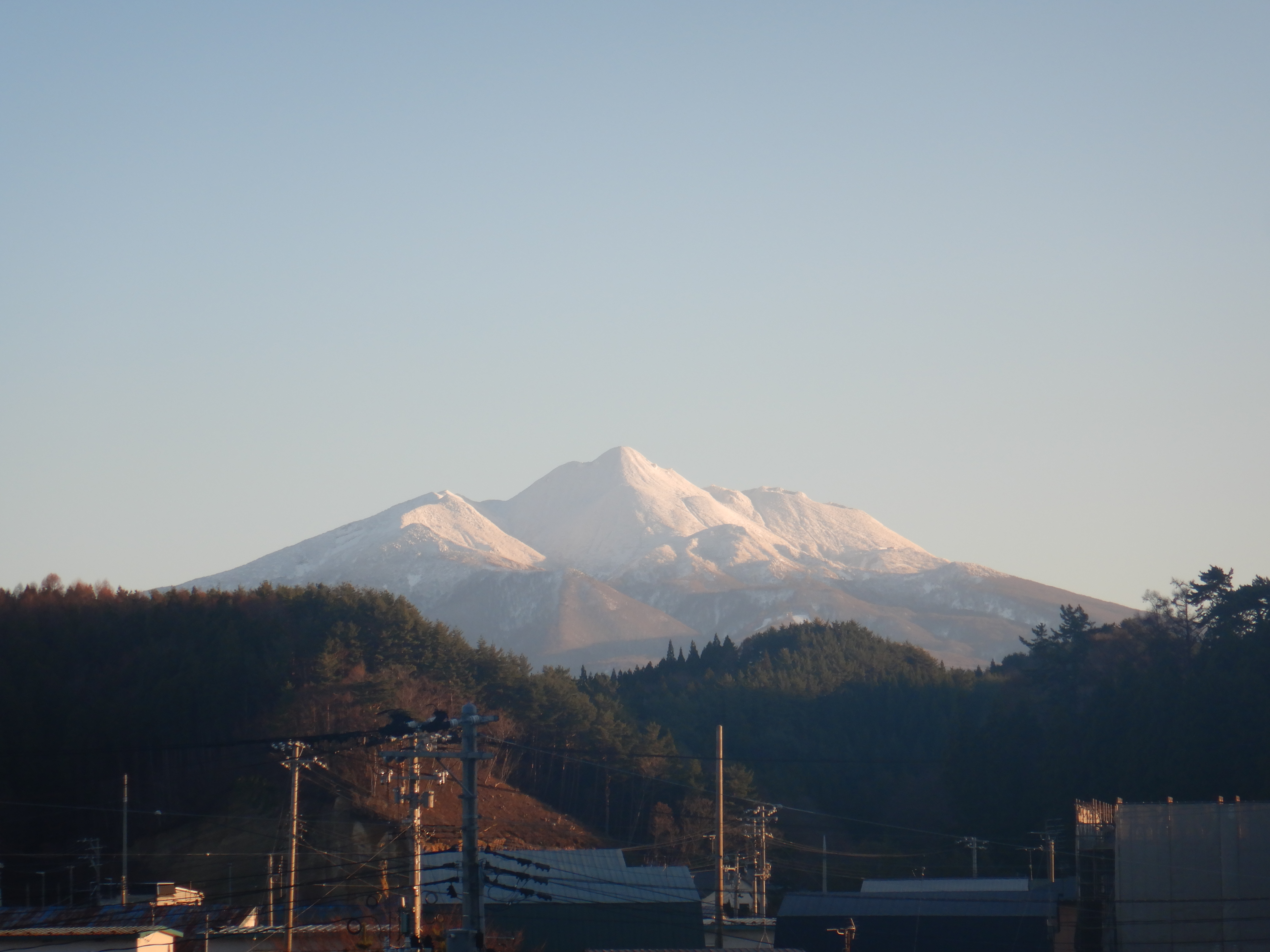 センター屋上からの岩木山